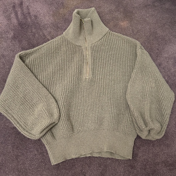 **BRAND NEW** Knit Quarter Zip - Picture 1 of 1